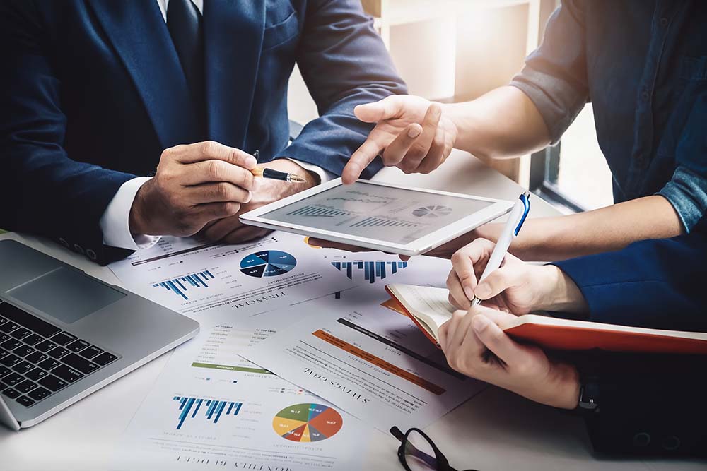 How to Choose a Data Management Platform For Your Estate