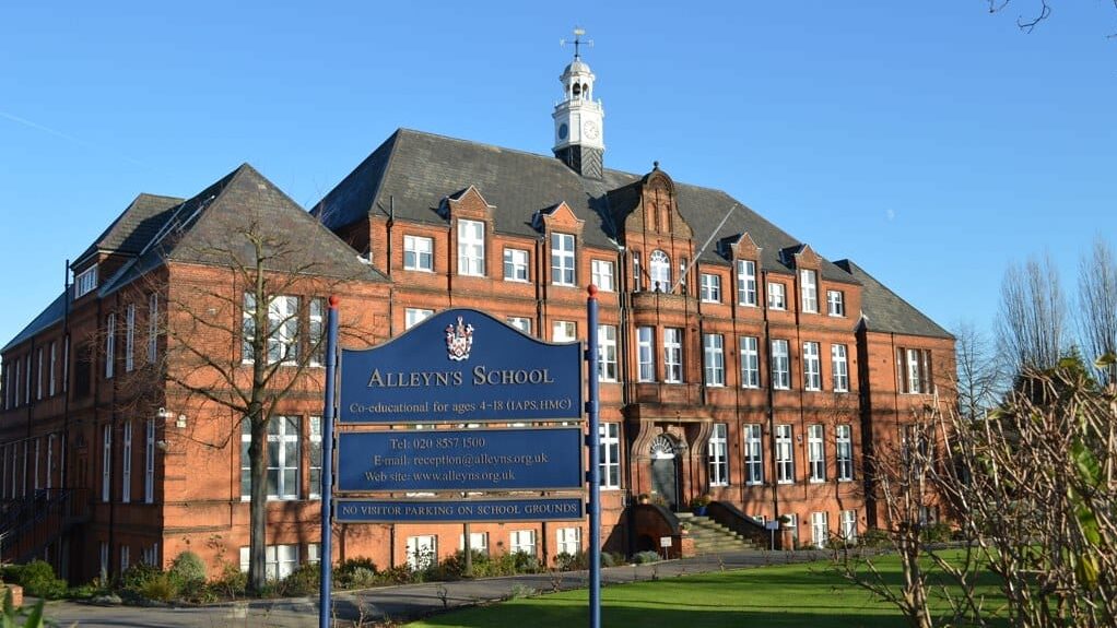 Alleyn’s School – A Detailed Assessment by Barker