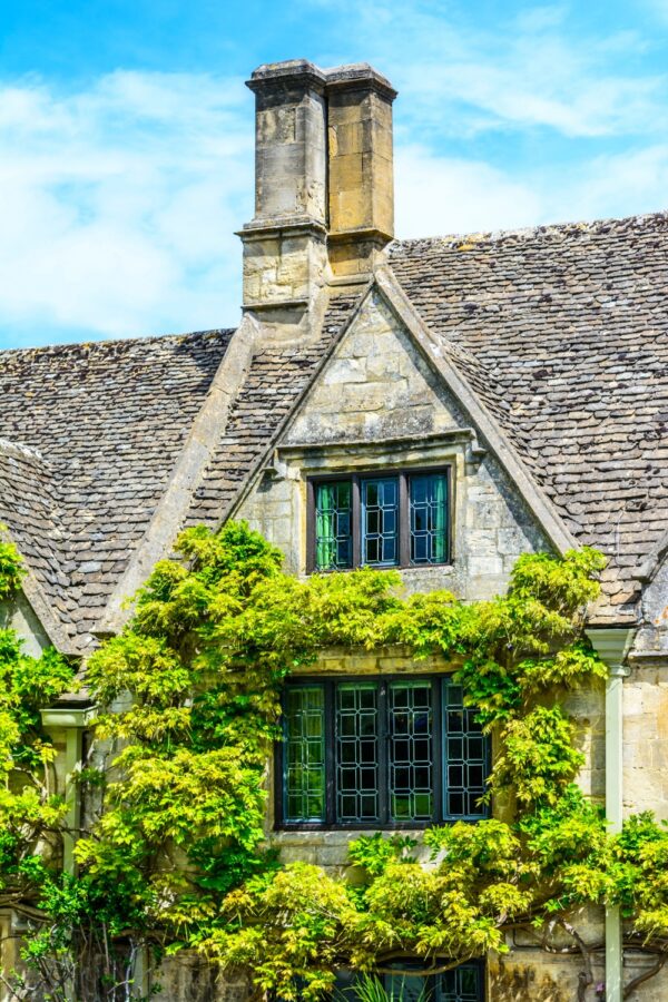 Old house in Burford, England